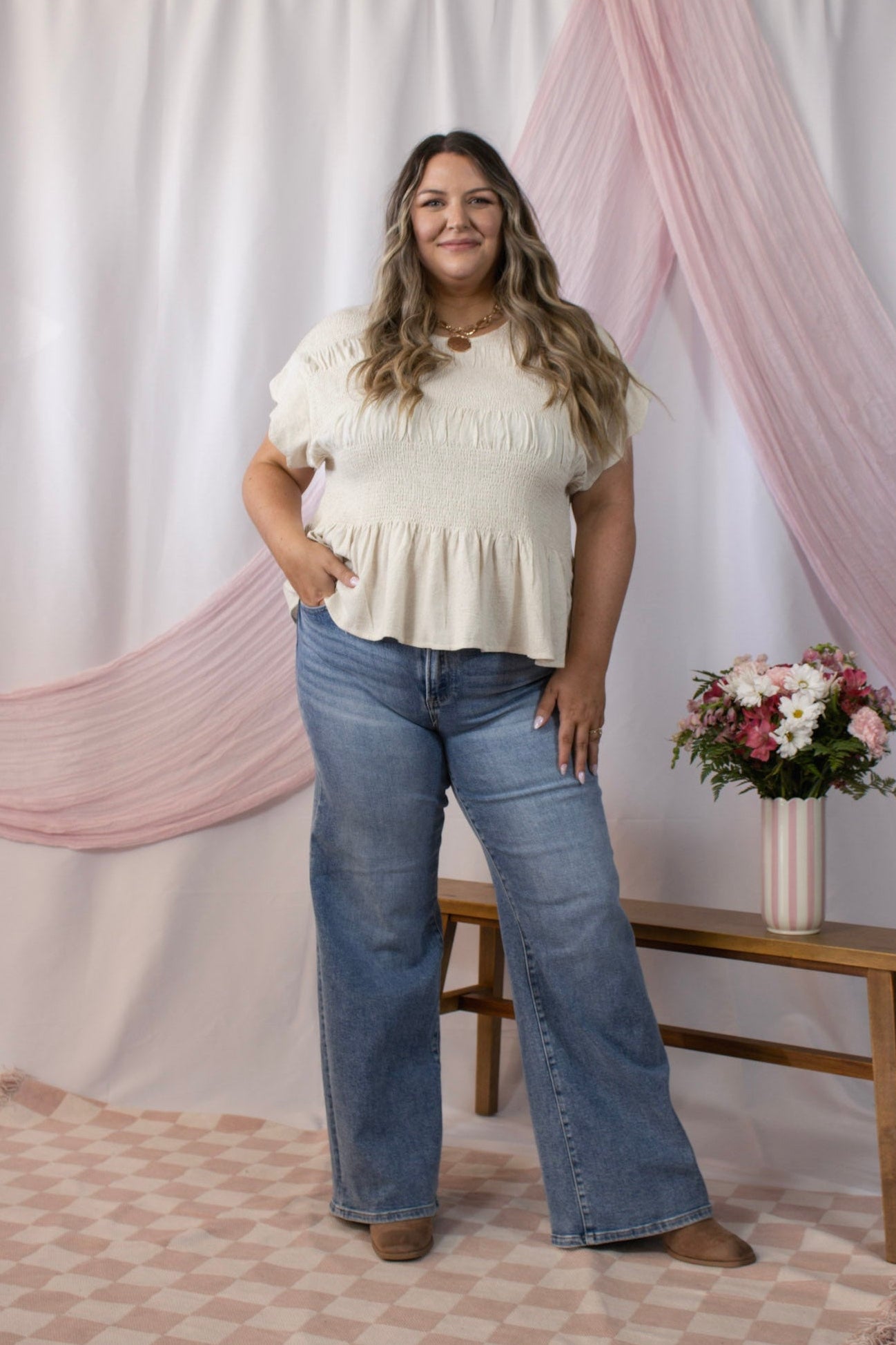 Simply Scallop Linen Top