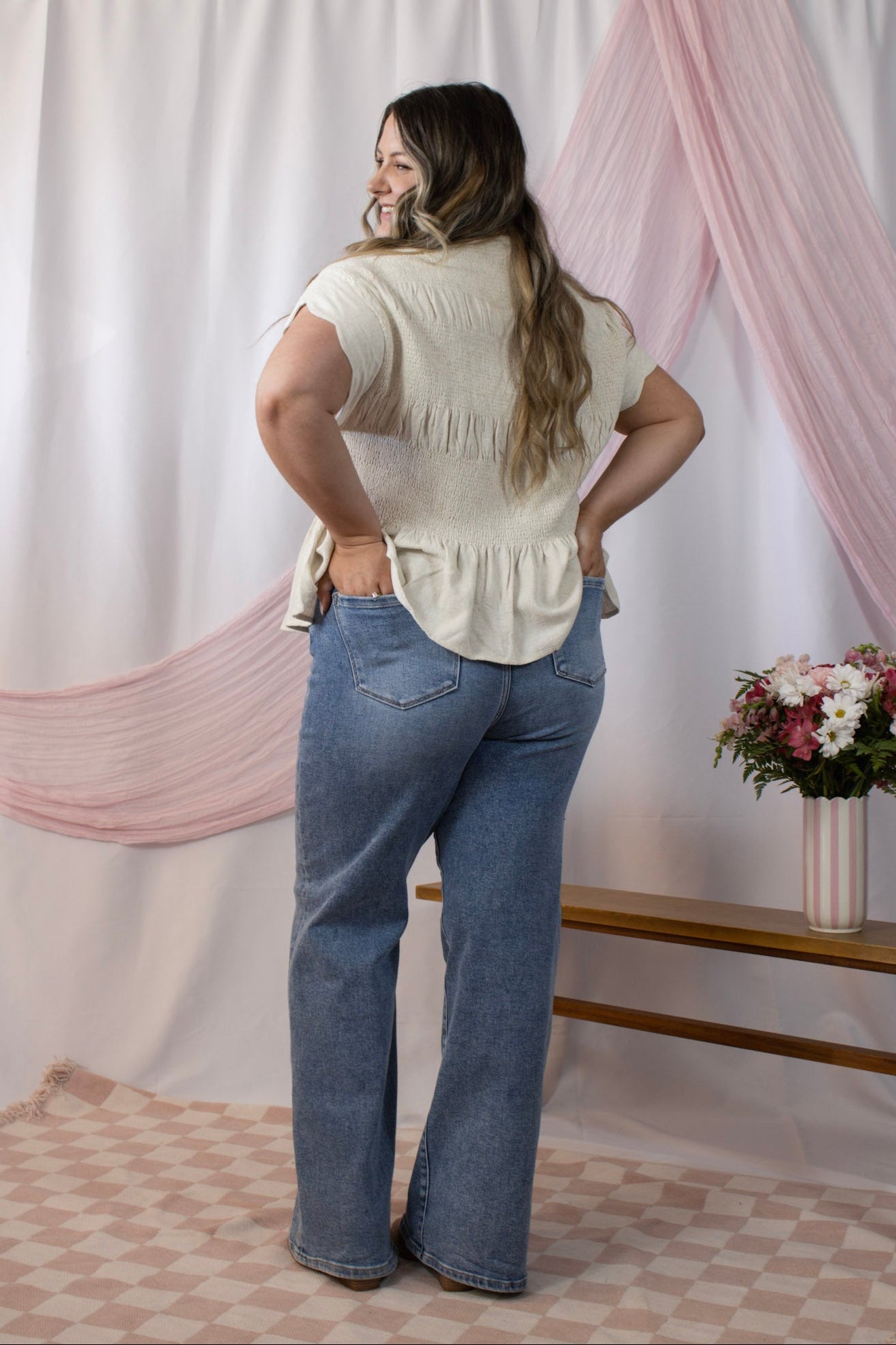 Simply Scallop Linen Top